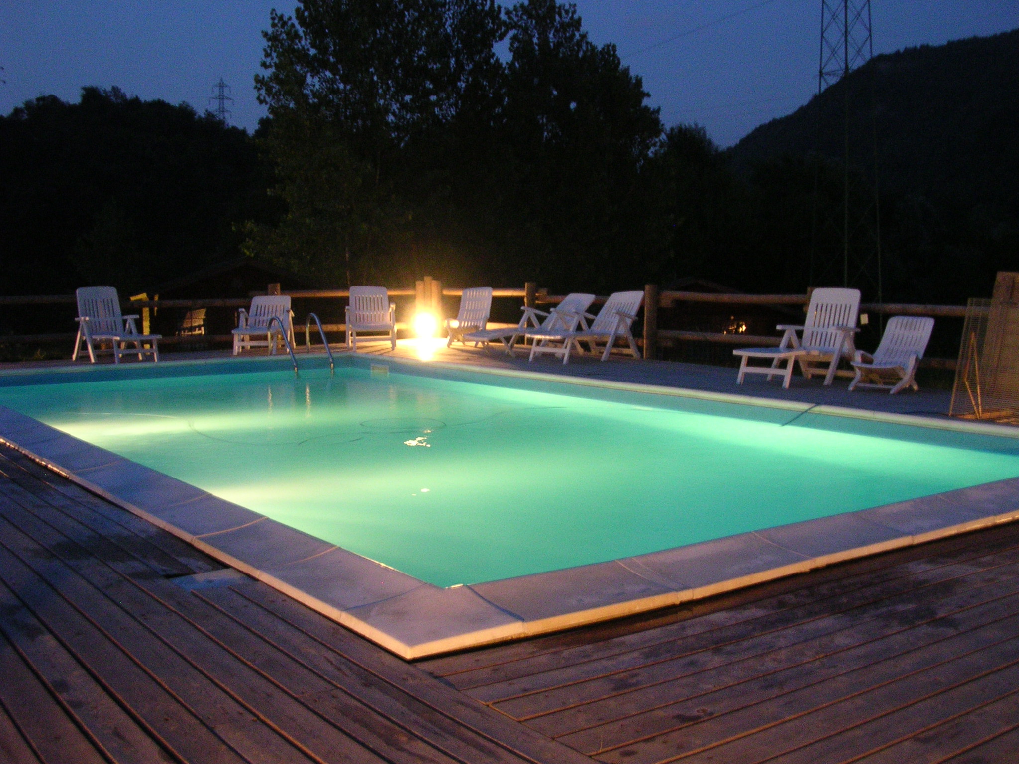 piscina illuminata di serra